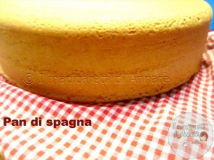 Pan di spagna altissimo senza lievito Pan di spagna altissimo senza lievito